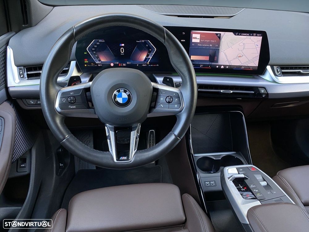 BMW 218 Active Tourer d Pack M Auto — fotografia 5