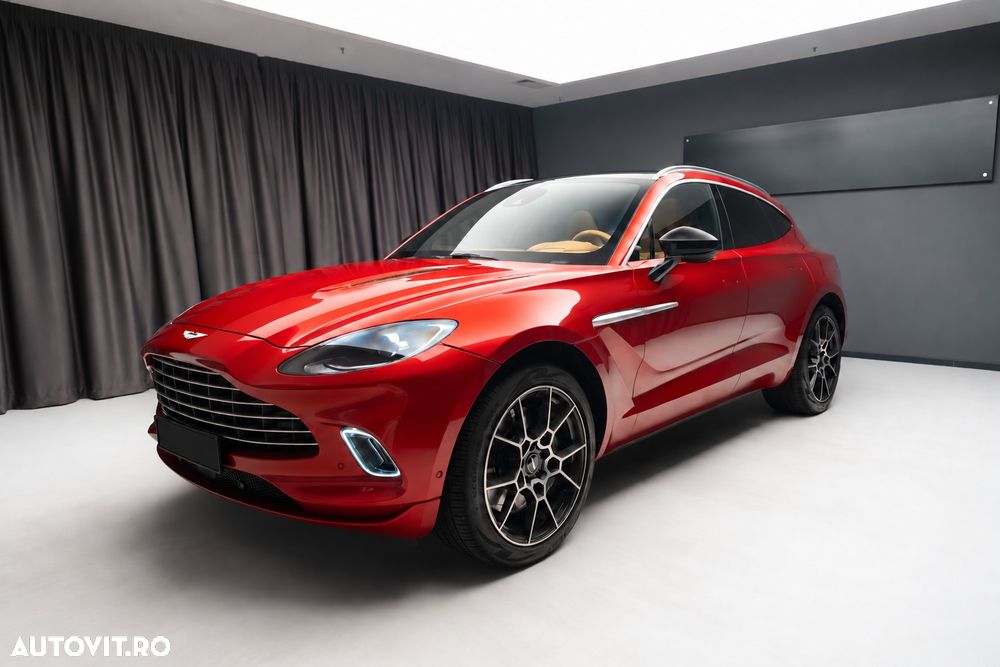 Aston Martin Dbx 2021 photo 2
