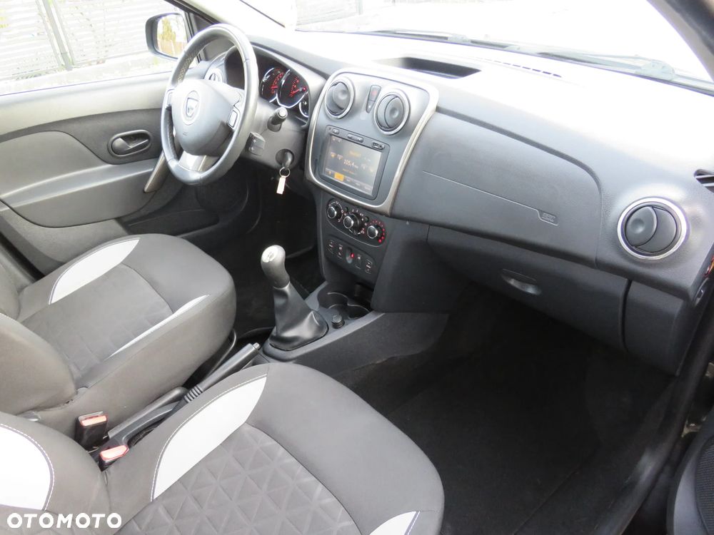 Dacia Sandero Stepway 1.5 dCi - 14