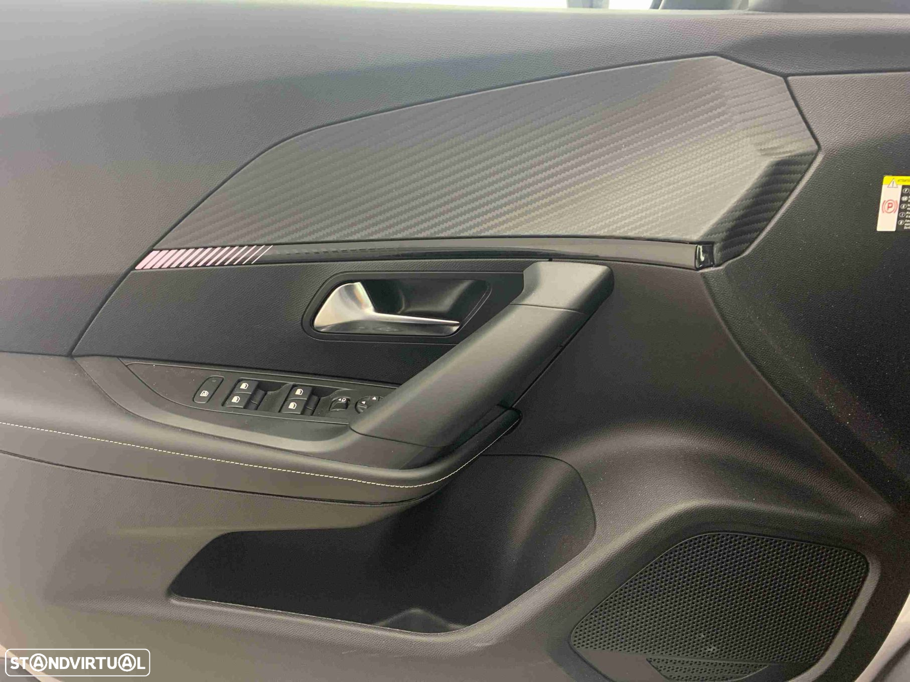 Peugeot e-2008 50 kWh Allure - 12