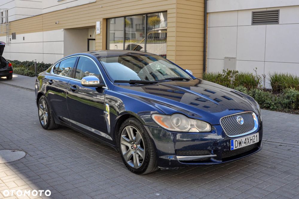 Jaguar XF - 6
