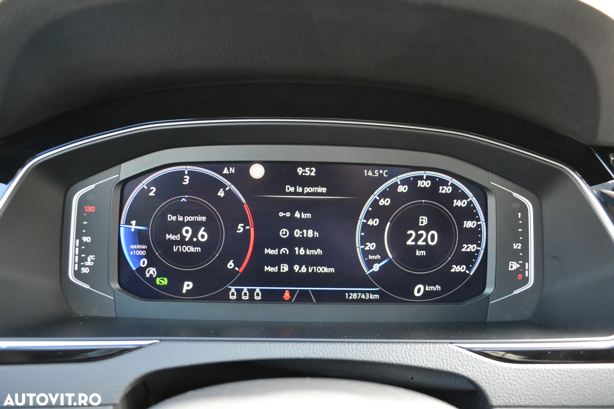 Volkswagen Passat Variant 2.0 TDI DSG Highline - 17