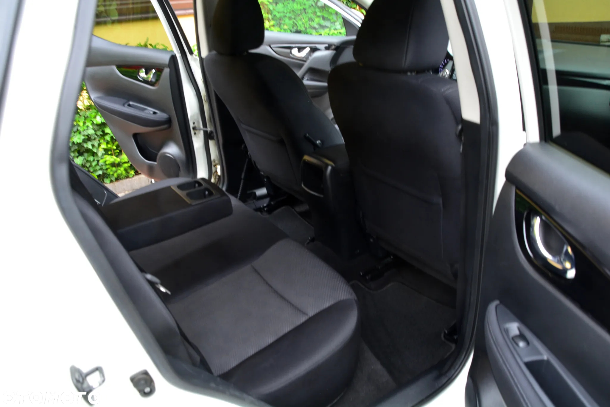 Nissan Qashqai 1.6 DIG-T Tekna - 27