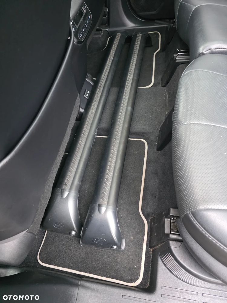 Toyota Highlander 2.5 Hybrid Executive Style - 12