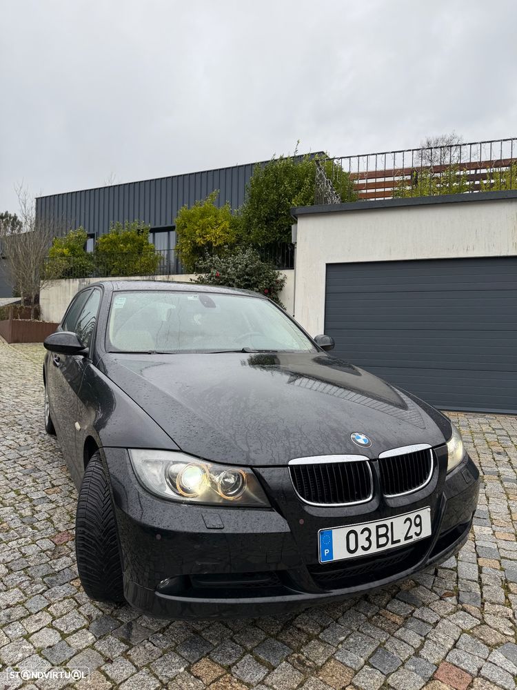 BMW 320 dA - 2