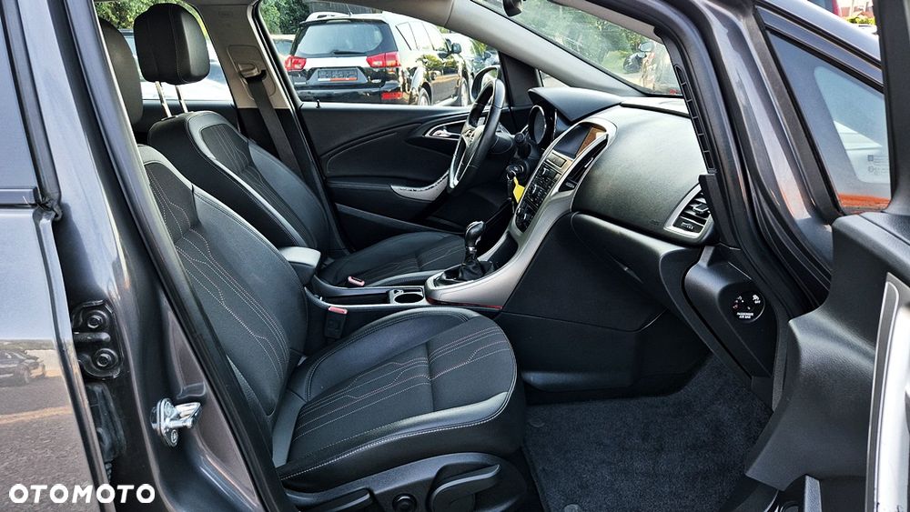 Opel Astra 1.4 T Cosmo S&S - 35