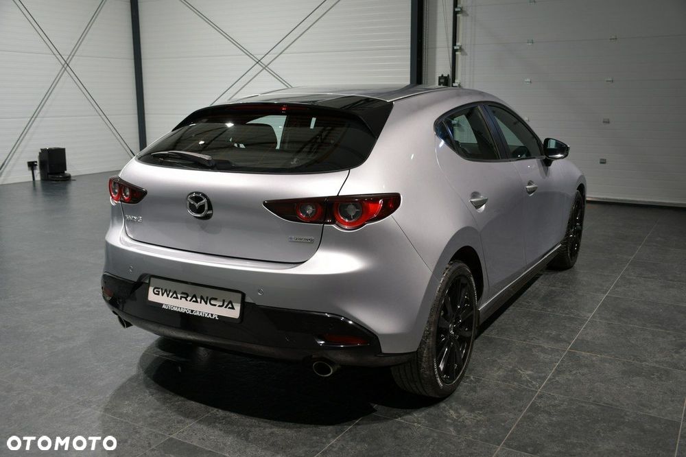Mazda 3 2.0 mHEV Hikari - 9