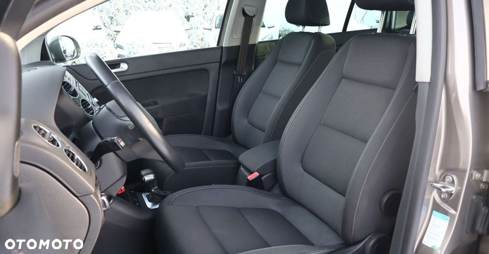 Volkswagen Golf Plus - 14