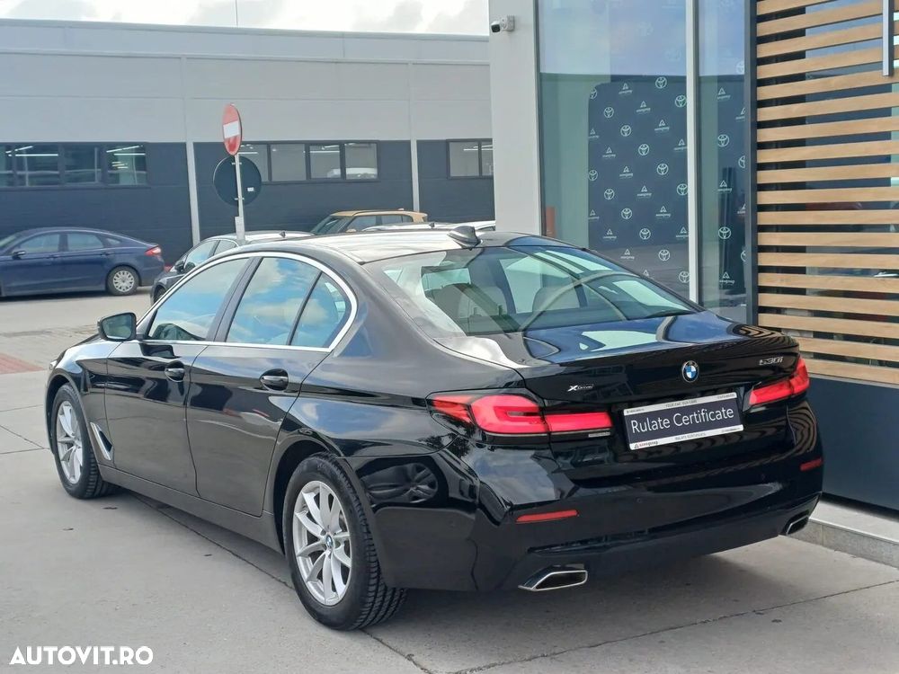 BMW 5 Series 2023 photo 5