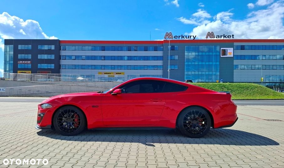 Ford Mustang - 40