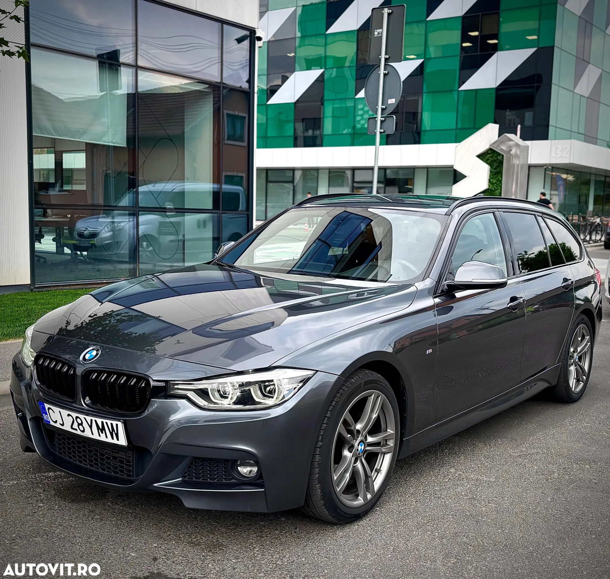 BMW Seria 3 318d Touring Aut. M Sport - 15