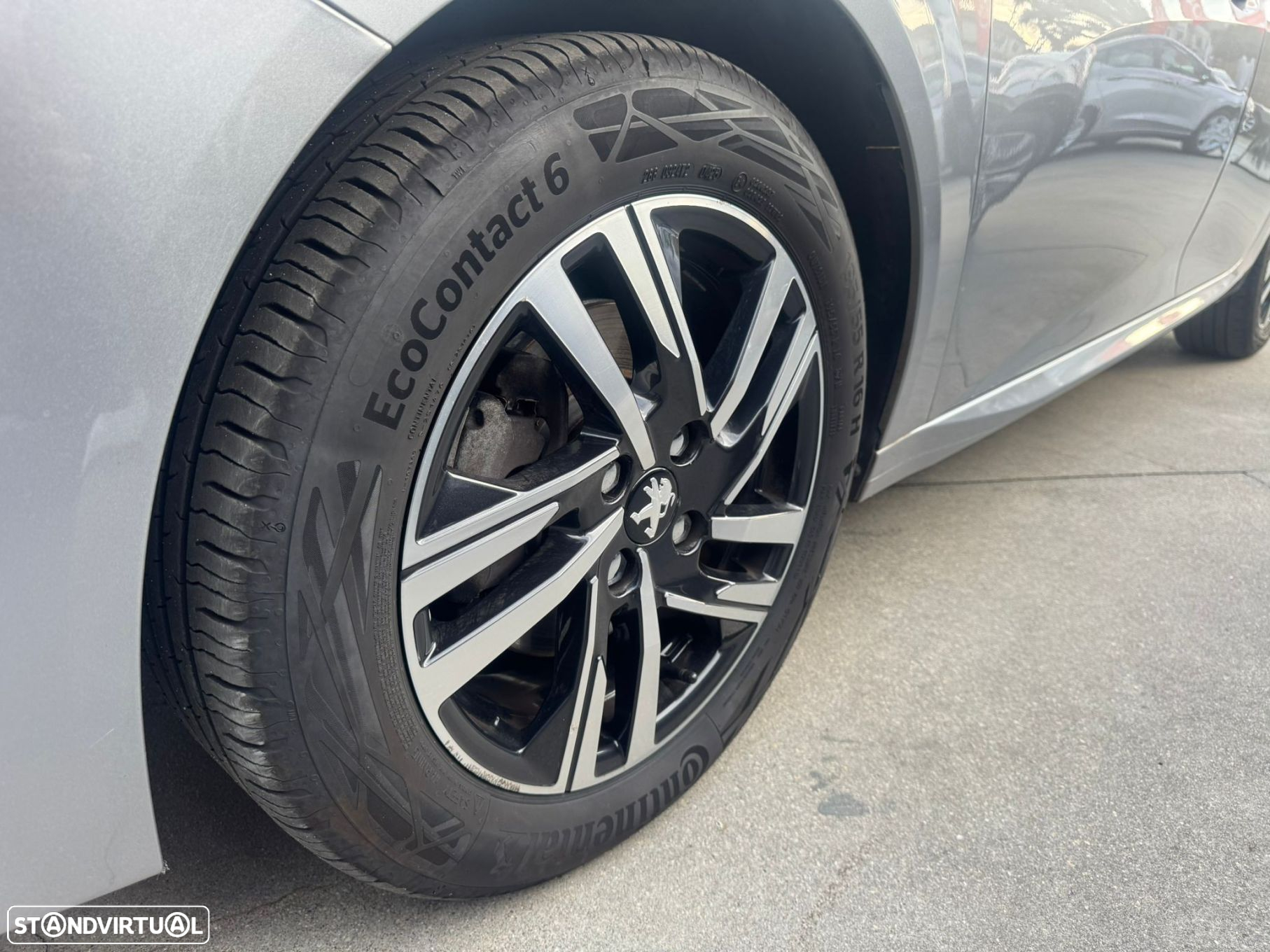 Peugeot 208 1.2 PureTech Allure Pack - 21