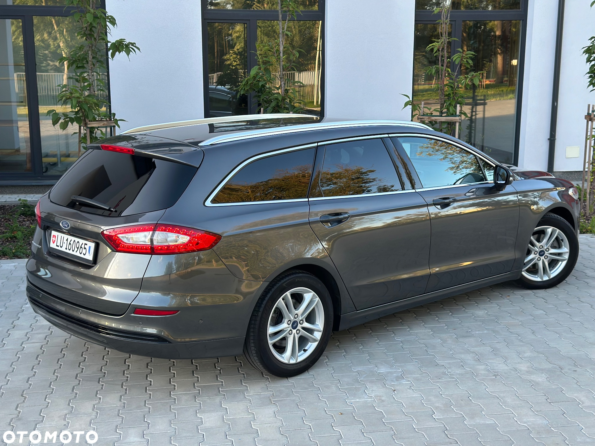 Ford Mondeo 2.0 EcoBlue Titanium - 13
