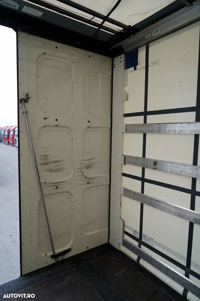 Krone CORTINĂ KRONE / 2024 / COȘ PENTRU PALEȚI / 2 AXE RIDICATIVE / PUȚIN FOLOSIT / - 20