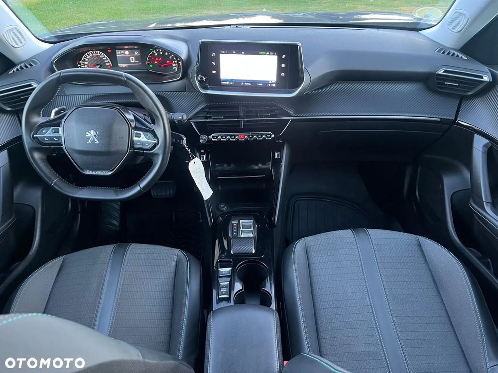 Peugeot 2008 BlueHDi 130 EAT8 Allure - 6