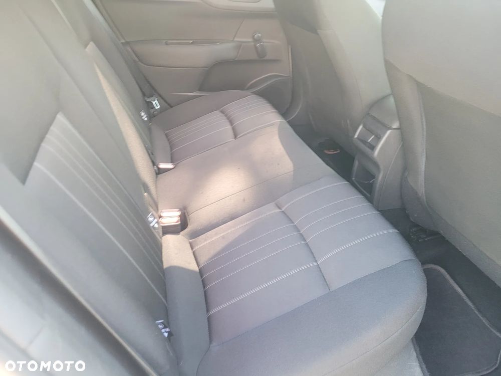 Citroën C4 HDi 90 Tendance - 9