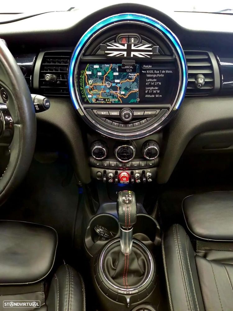 MINI 5 Portas Cooper S Aut. - 59