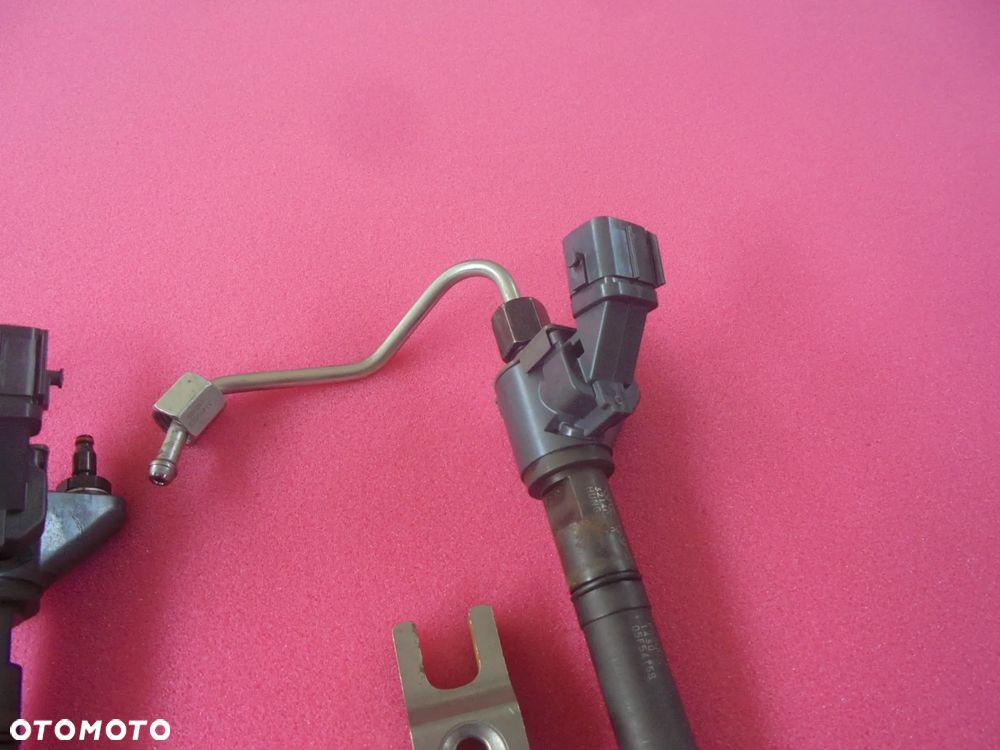 VOLVO XC60 II MILD HYBRID 2.0 D WTRYSKIWACZE WTRYSKI KOMPLET - 2