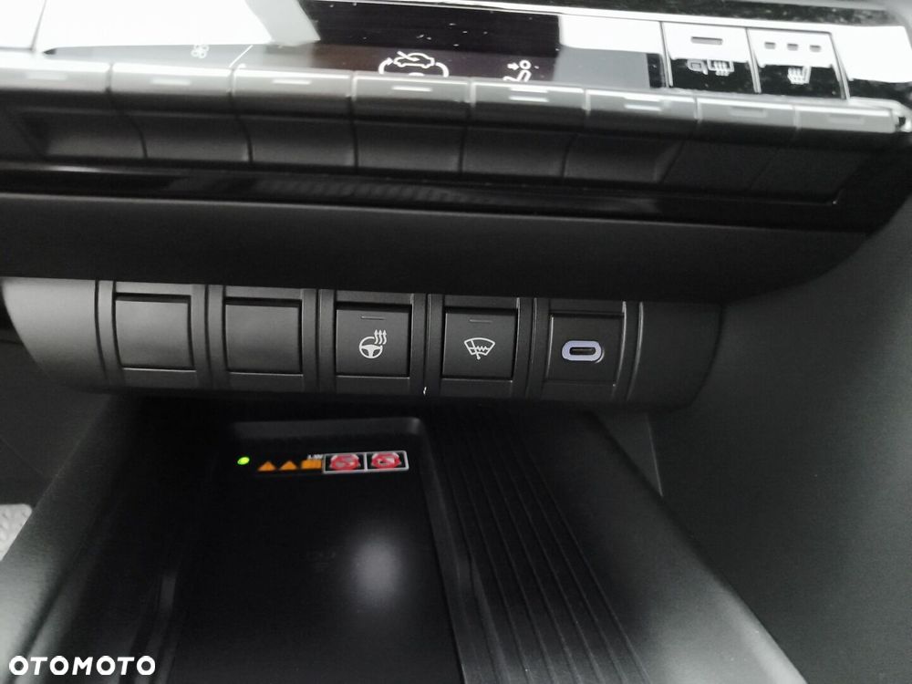 Toyota C-HR 1.8 Hybrid Executive - 23