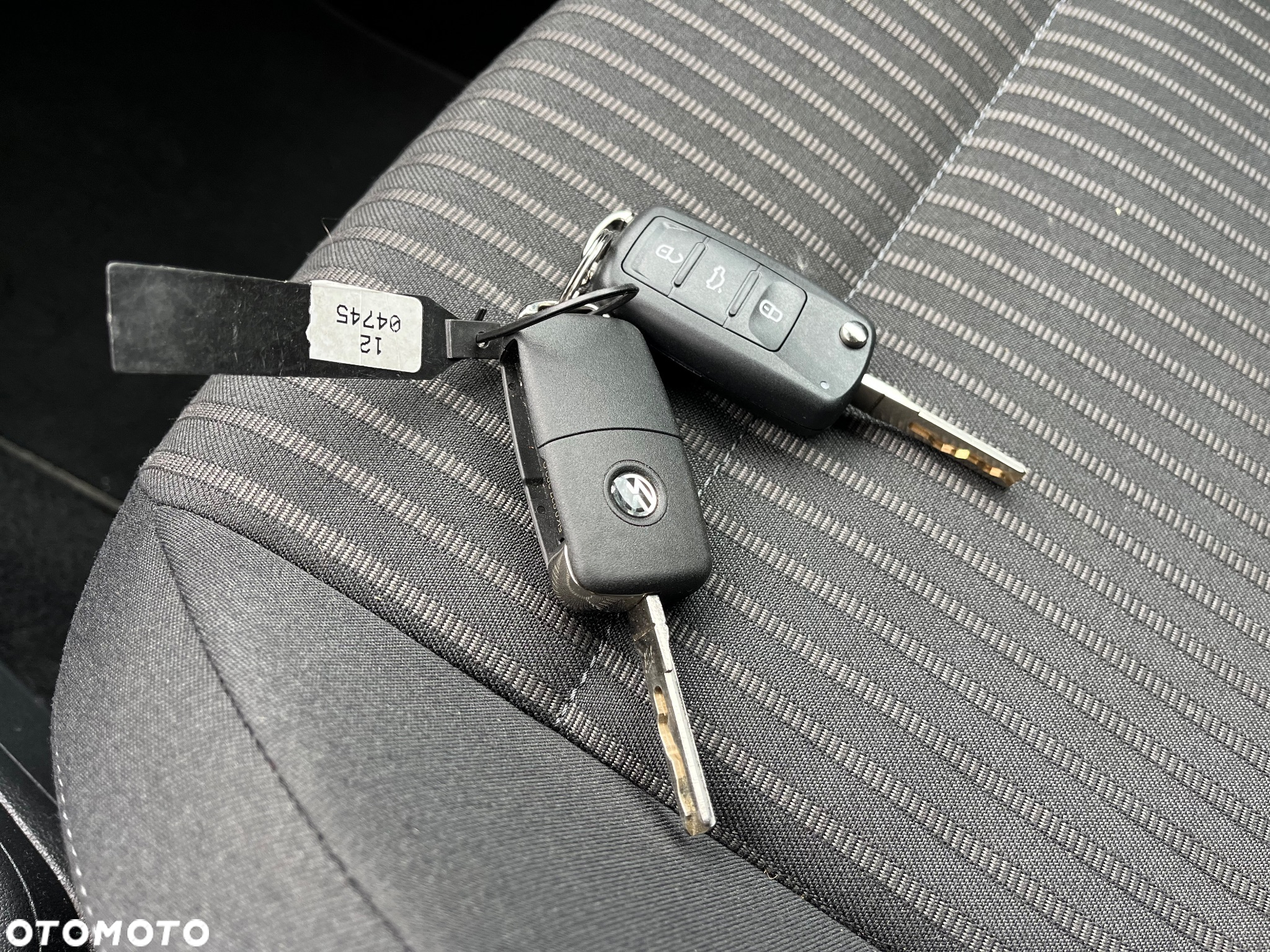 Volkswagen Polo 1.4 Highline - 25