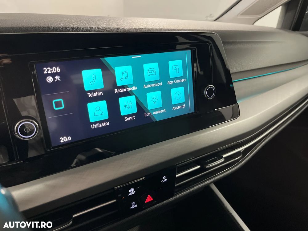 Volkswagen Golf - 22