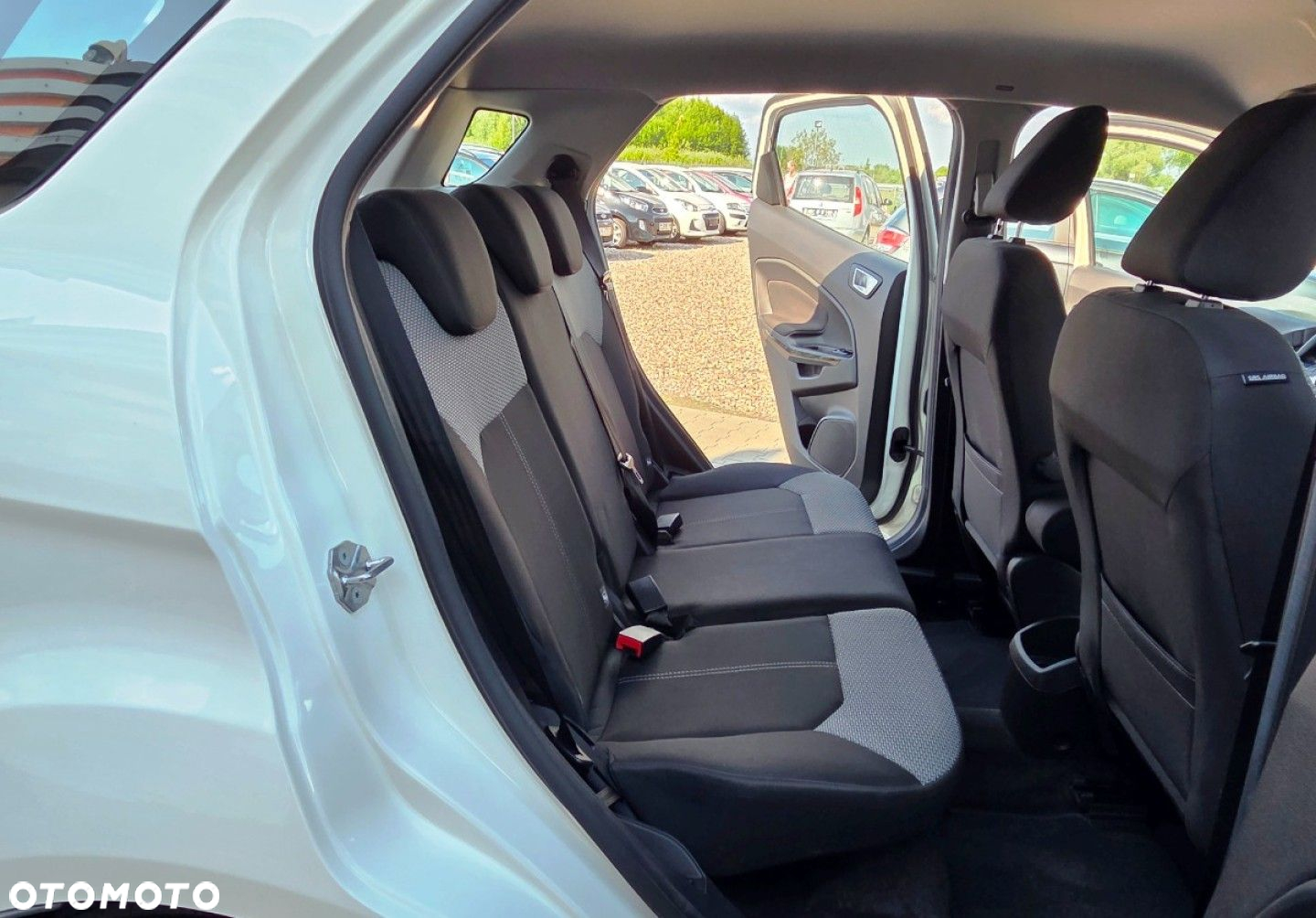 Ford EcoSport - 35