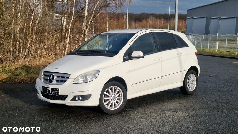 Mercedes-Benz Klasa B - 1