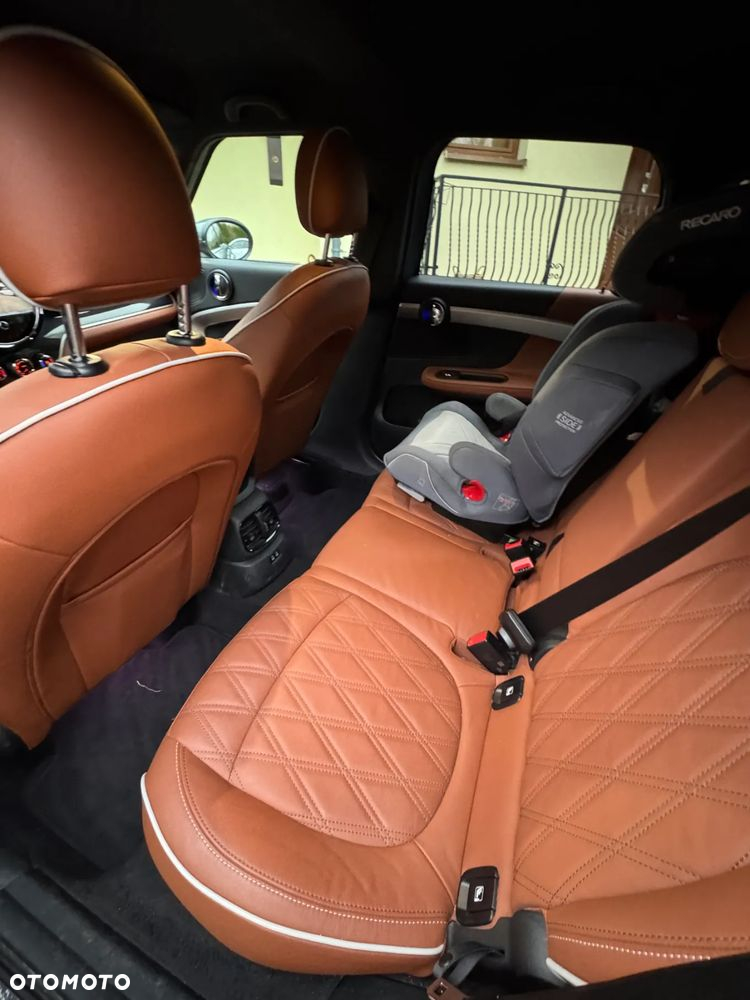 MINI Countryman Cooper S ALL4 Classic Trim - 13