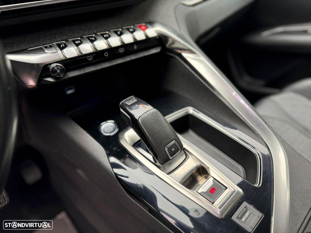 Peugeot 3008 1.5 BlueHDi Allure EAT8 - 15