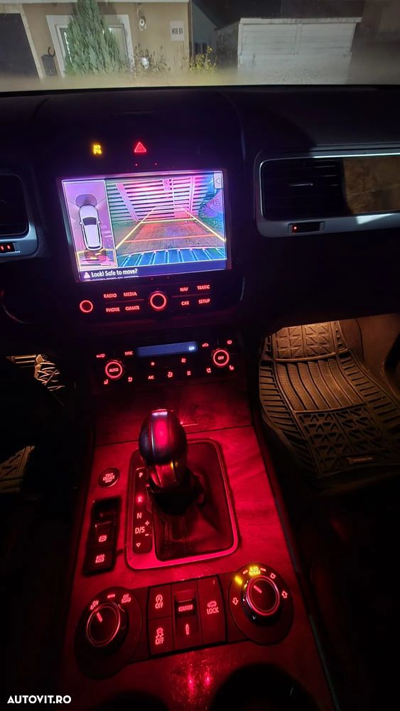 Volkswagen Touareg 3.0 V6 TDI BMT Terrain Tech - 8