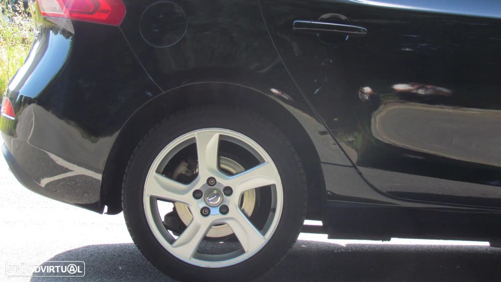 Volvo V40 1.6 D2 Kinetic - 24