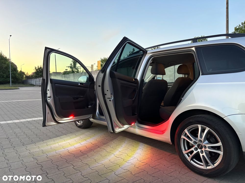 Volkswagen Golf 1.9 TDI DPF Trendline - 9