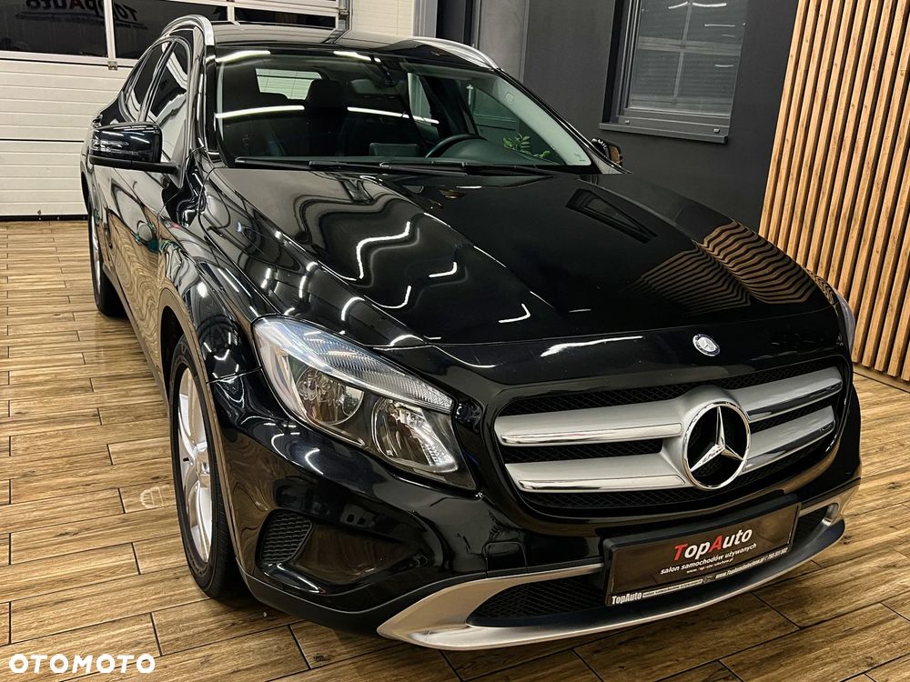 Mercedes-Benz GLA - 5