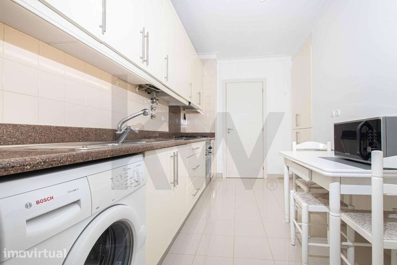 Apartamento T1 na Expo Centro | Estacionamento e Arrecadação - Grande imagem: 4/19