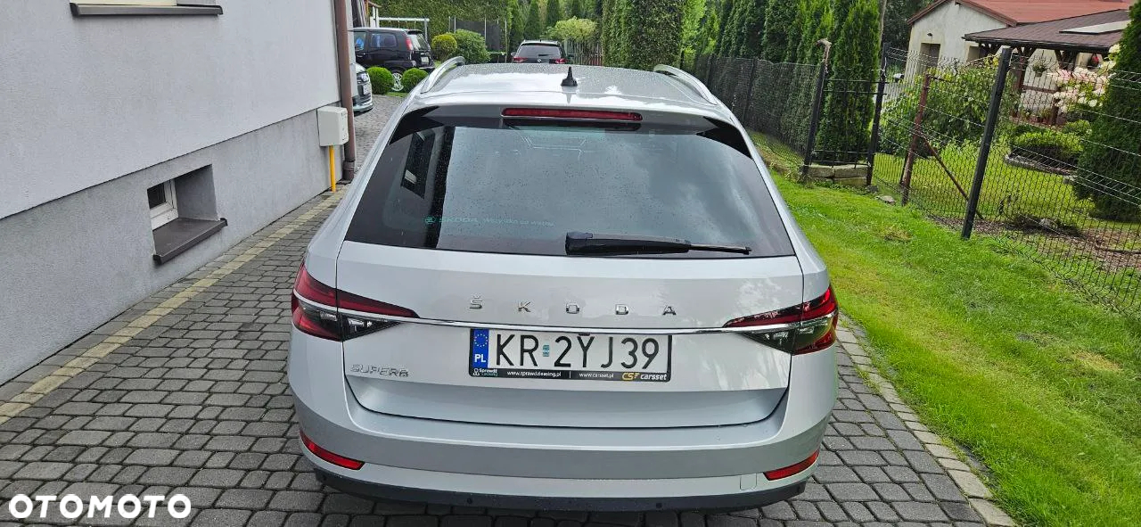 Skoda Superb 2.0 TDI SCR Style DSG - 10