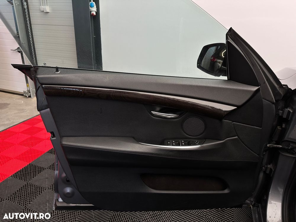 BMW Seria 5 520d - 19