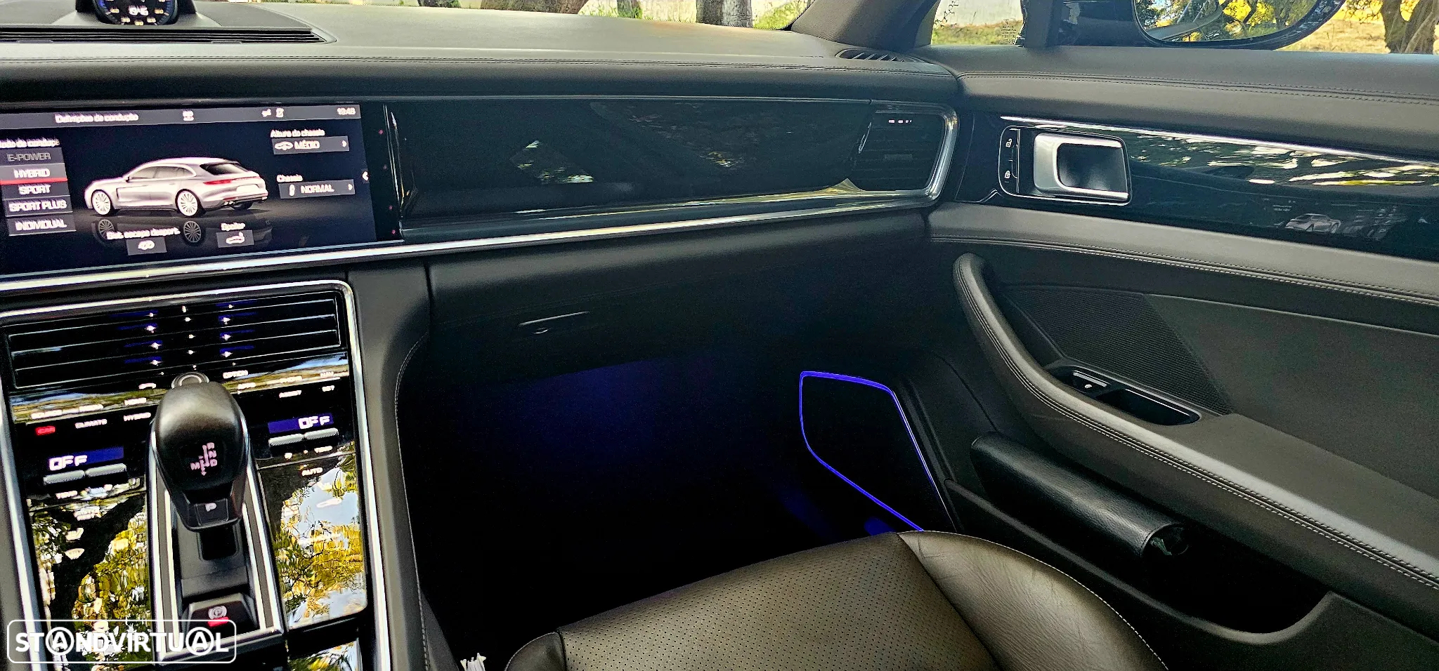 Porsche Panamera Sport Turismo 4 E-Hybrid - 35