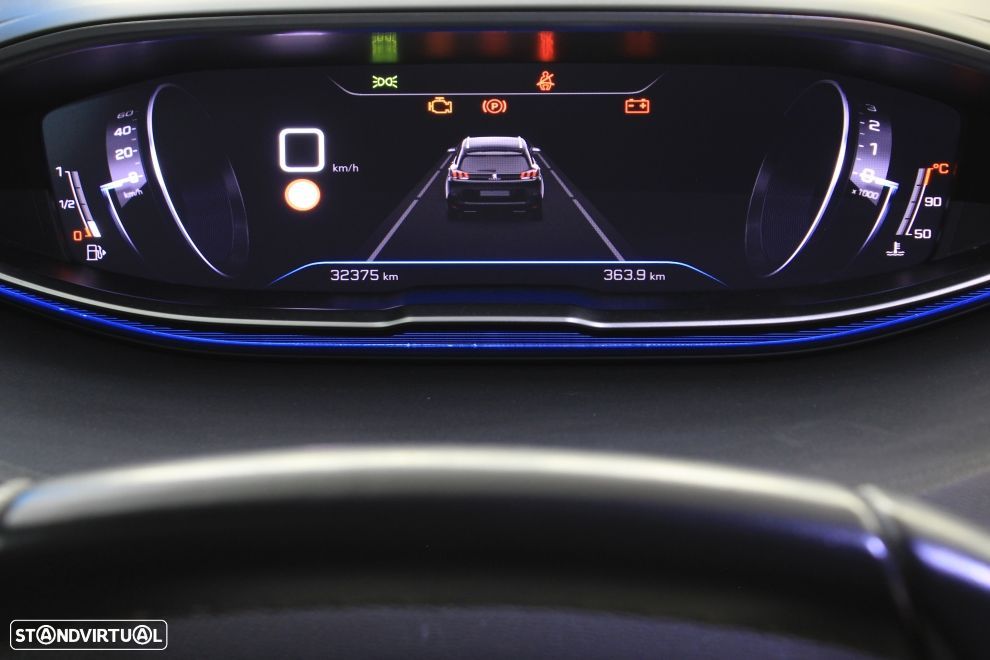 Peugeot 5008 1.2 PureTech Allure Pack - 17