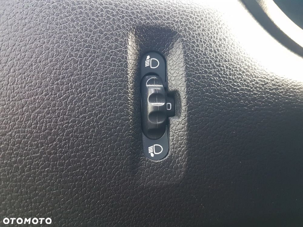 Renault MASTER KONTENER 8EP 4,23x2,25x2,25 KLIMA MANUAL KRAJOWY 6-BIEGÓW - 35