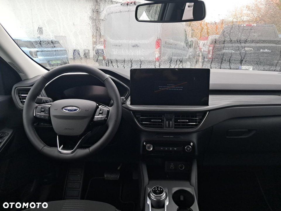 Ford Kuga - 10