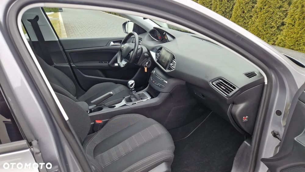 Peugeot 308 BlueHDi 120 Stop & Start Business-Line - 9