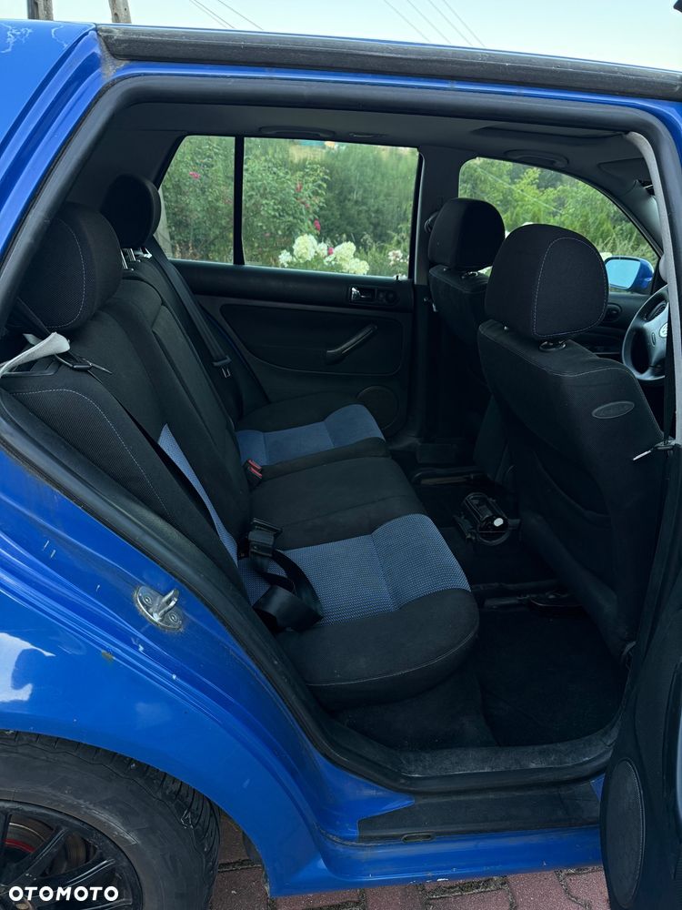 Volkswagen Golf 2.0 Syncro - 11