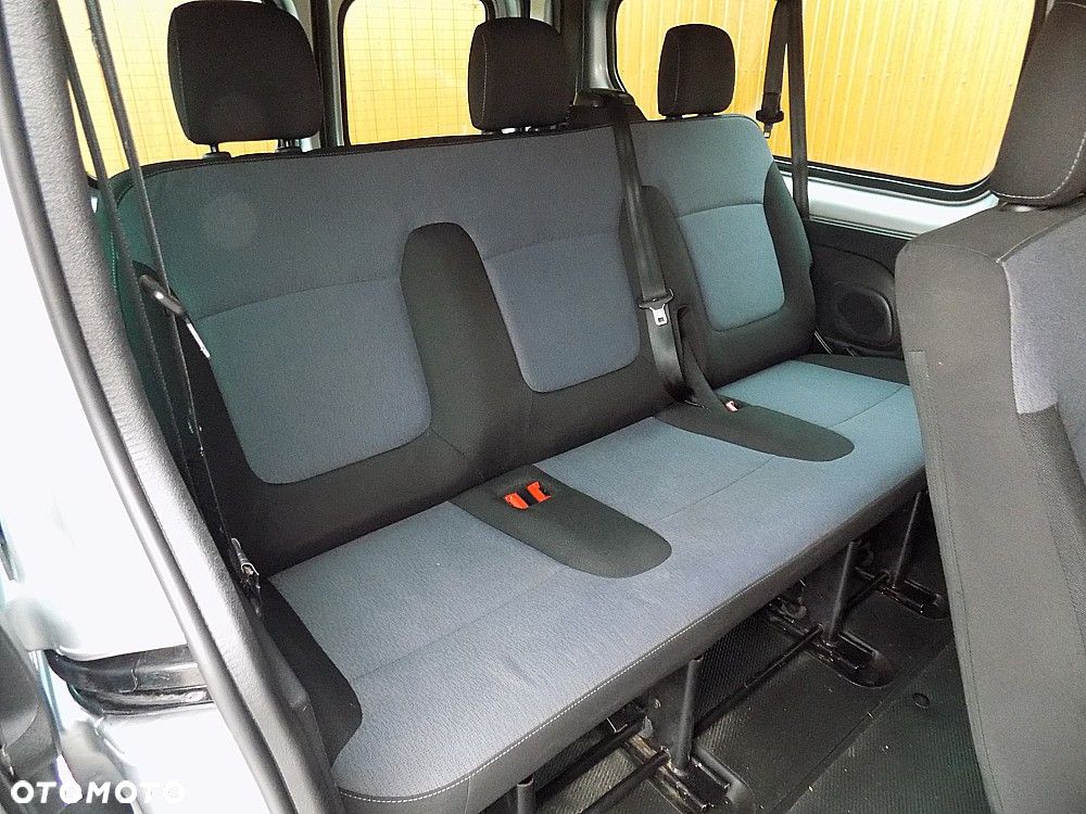 Opel Vivaro L2H1 2,9t Elegance Business - 6