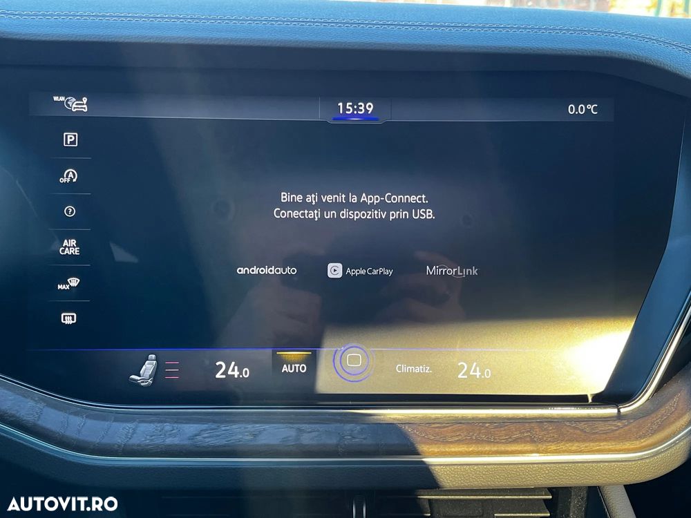 Volkswagen Touareg - 23