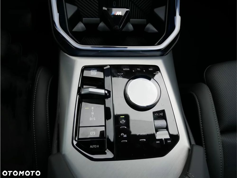 BMW X3 xDrive40d mHEV - 28