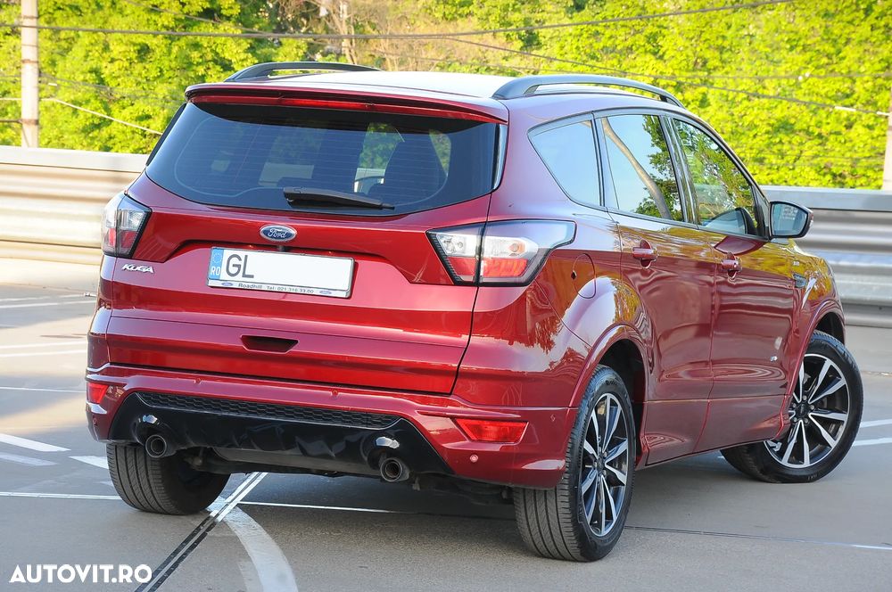 Ford Kuga 2.0 TDCi 4WD Powershift ST-Line - 10