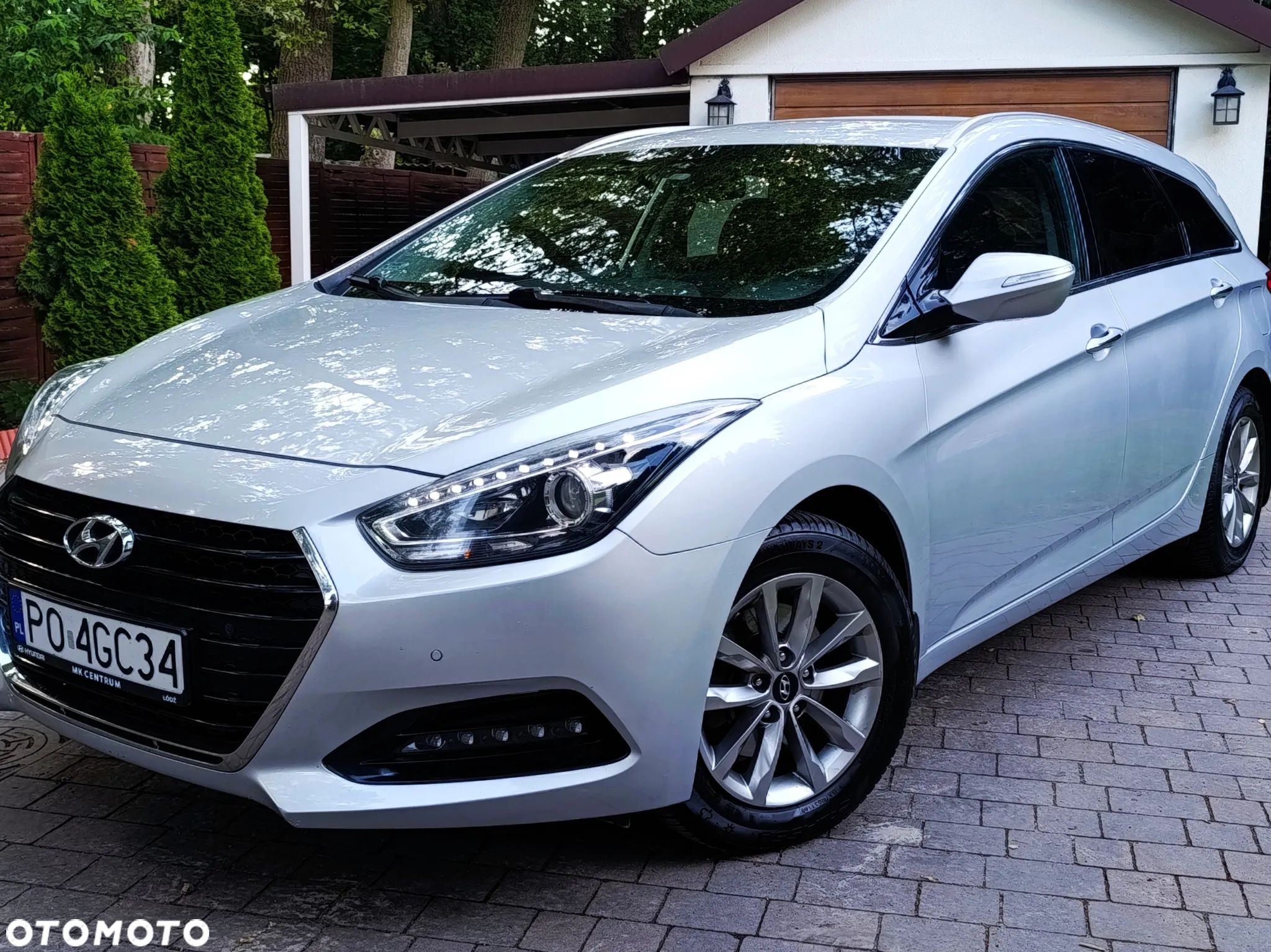 Hyundai i40 1.7 CRDi BlueDrive Comfort DCT - 1