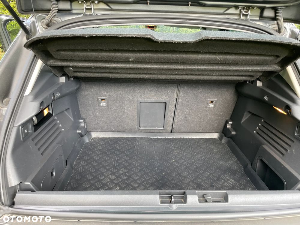 Peugeot 3008 HDi FAP 110 Premium - 10