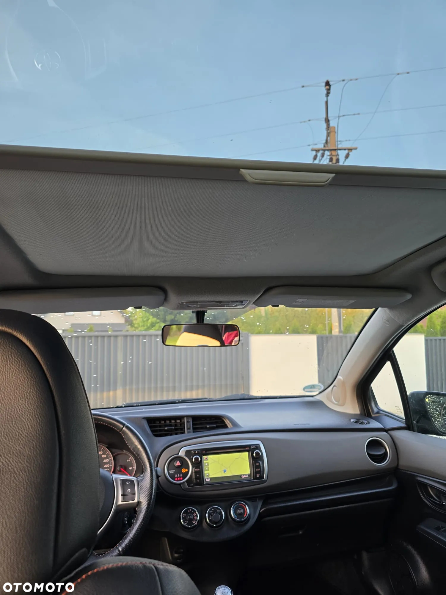 Toyota Yaris 1.33 VVT-i Executive - 12