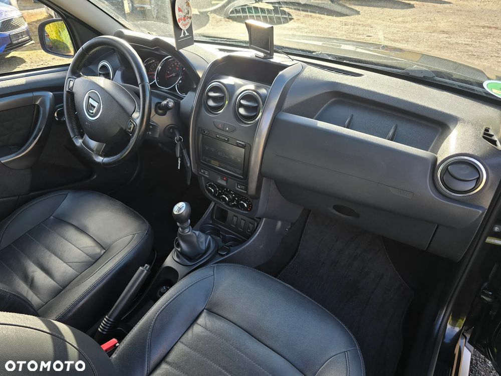 Dacia Duster TCe 125 4x2 Blackshadow - 31